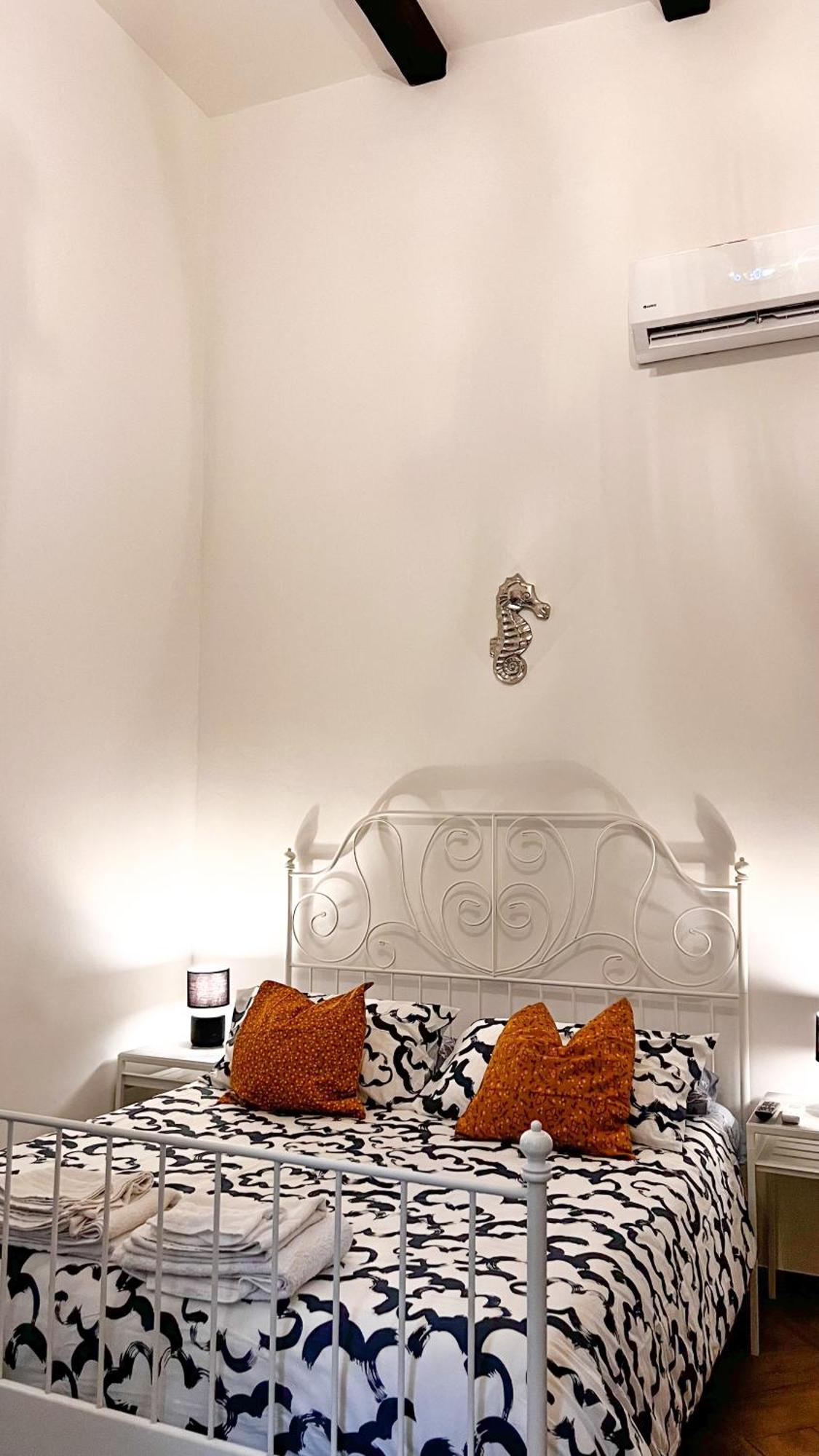 Il Salernitano Bed And Breakfast Salernes Extérieur photo